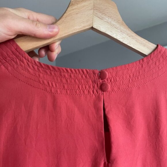 100% Silk Salmon Pink Blouse - Picture 2 of 10
